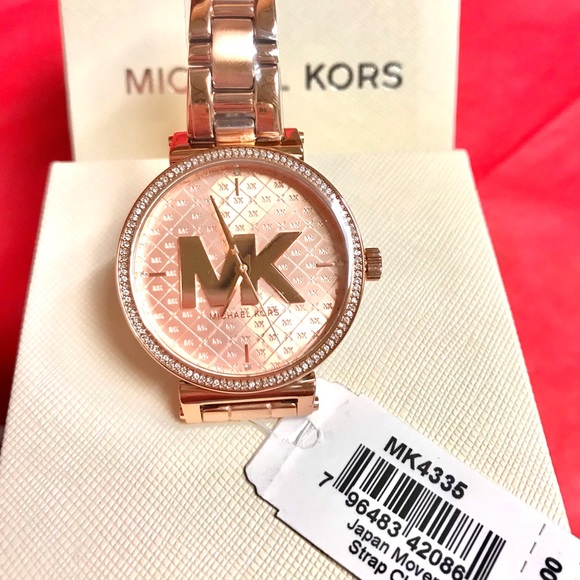 MK watch main image 4